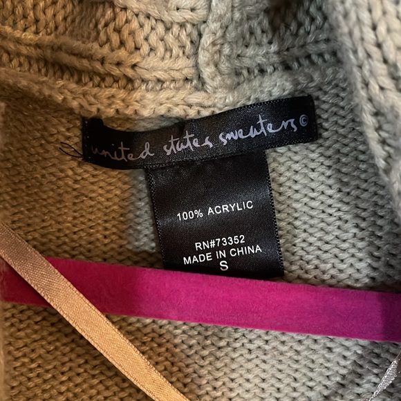 United States Sweaters Waterfall Knitted Cardigan - Picture 3 of 4